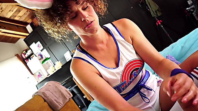 Lola Bunny Takes A Cock Up Her Tight Pussy