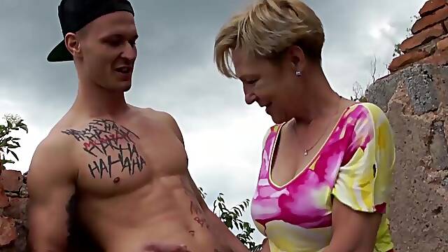 Horny Granny’s Abandoned House Fuck