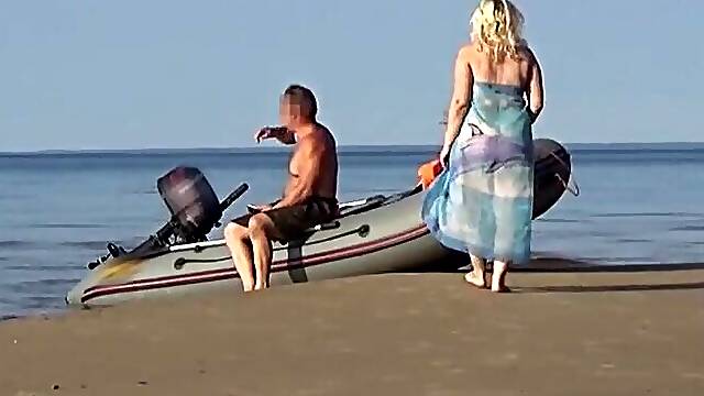 Boatman ravaged a super-steamy tourist