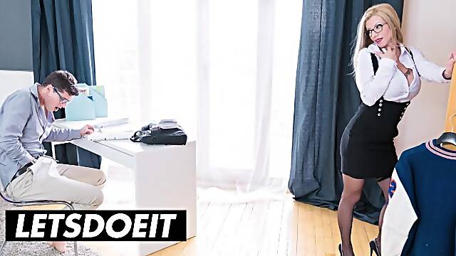 Romanian Teacher Fucks Student For Better Grades - Lara De Santis And Kristof Cale