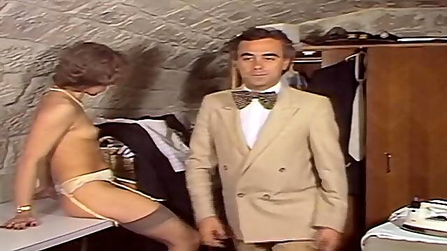 Hotel Bon Plasir (1981, France, Laura Miles, HDrip)