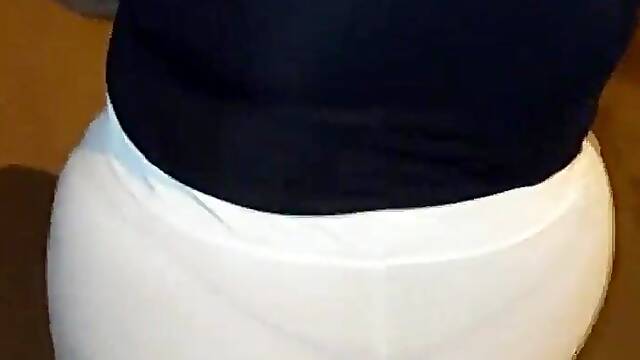 OLDER DOXY CAUGHT ON THE STREET AND DRILLED