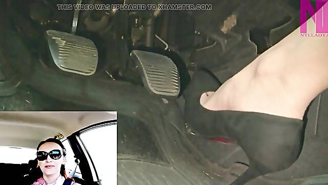 Soft Driving in Suede Ebony Classic Louboutins