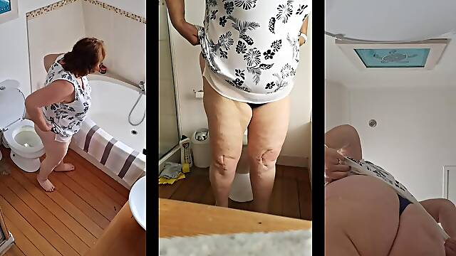 Toilet use and clean no 3