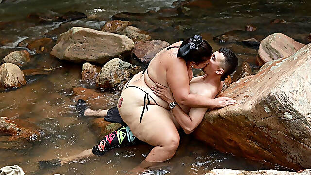 Fucking in the River with a Dicky Guy Outdoors